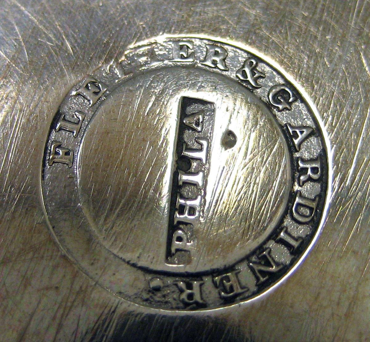 1972.0075 A, B Silver Box mark