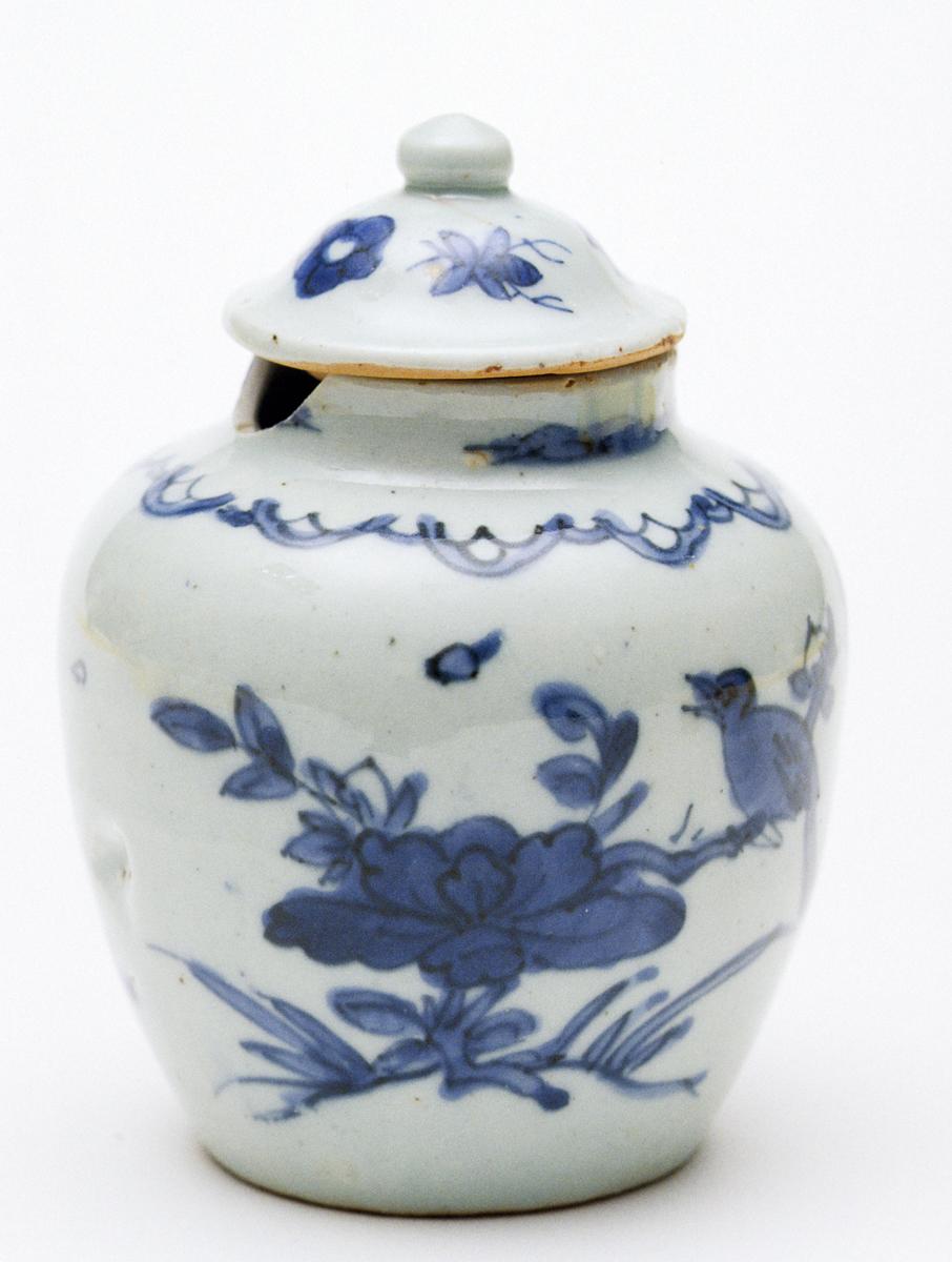 1972.0085 A, B Jar and Cover