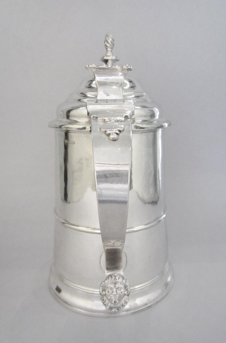 1957.0859.006 Tankard, view 3