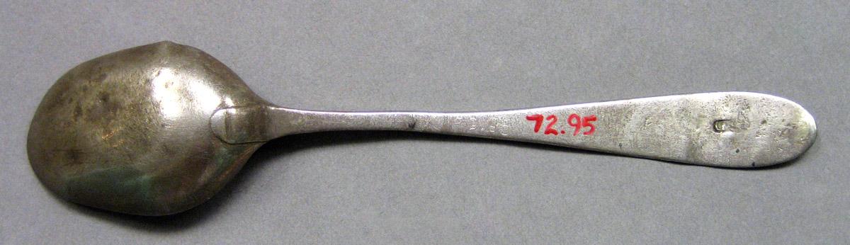 1972.0095 Silver Spoon underside