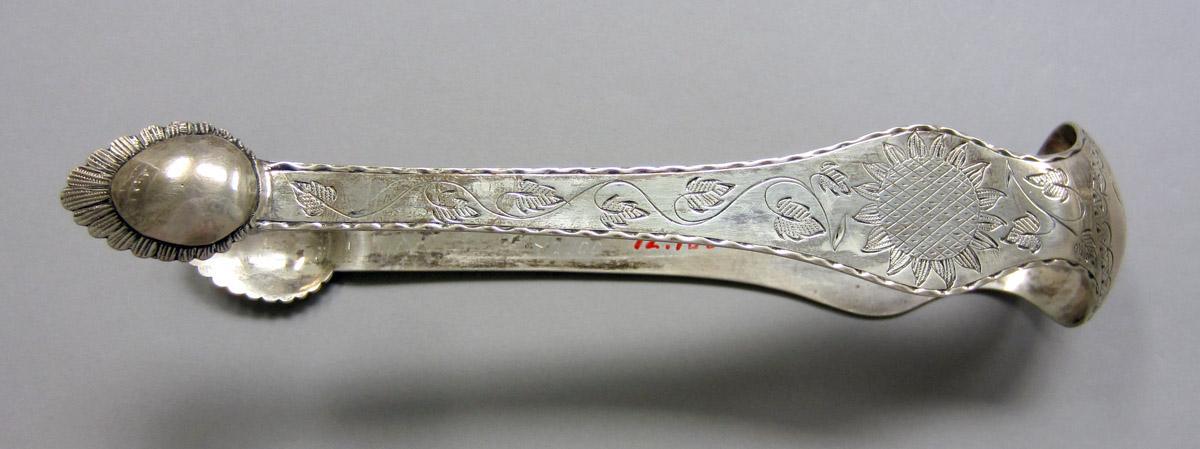1972.0100 Silver Tongs view 2