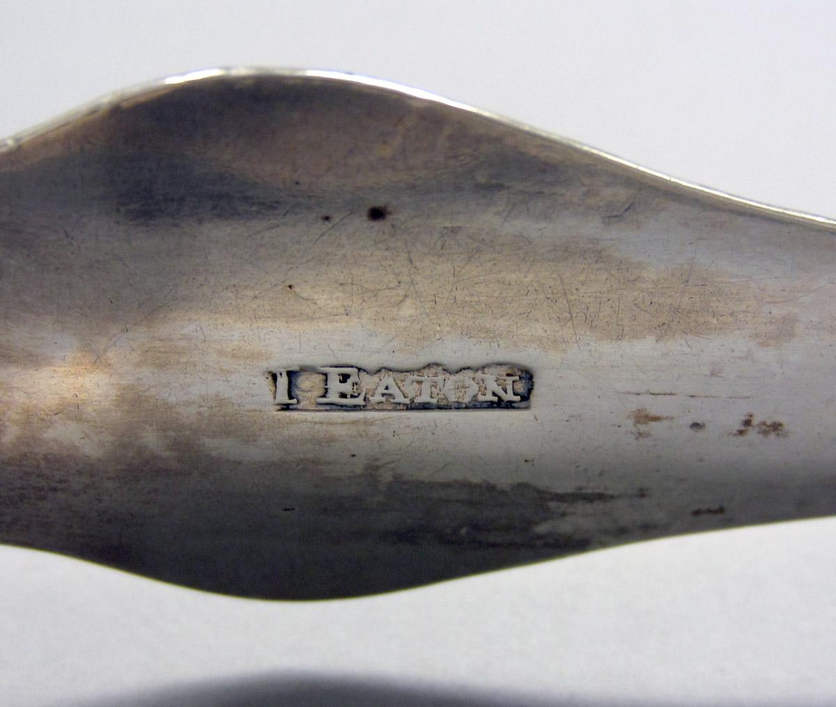 1972.0100 Silver Tongs mark 2