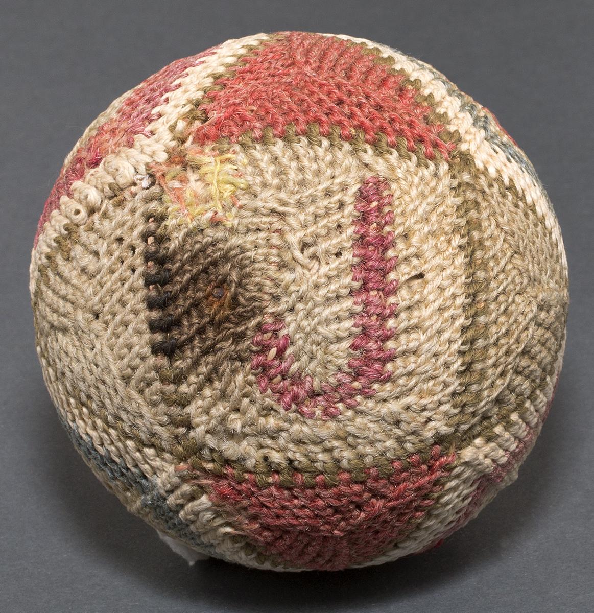 1952.0283.003 Toy Ball, View 2