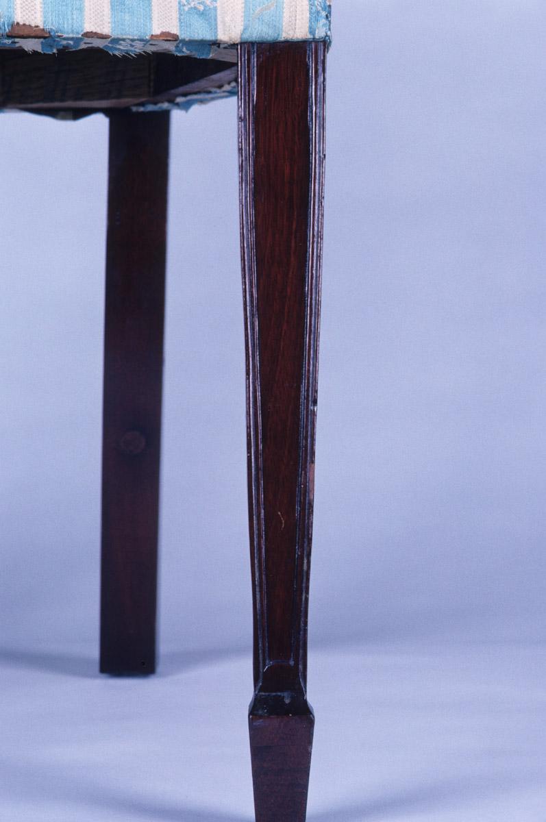 1957.0862.001 Chair, detail 2