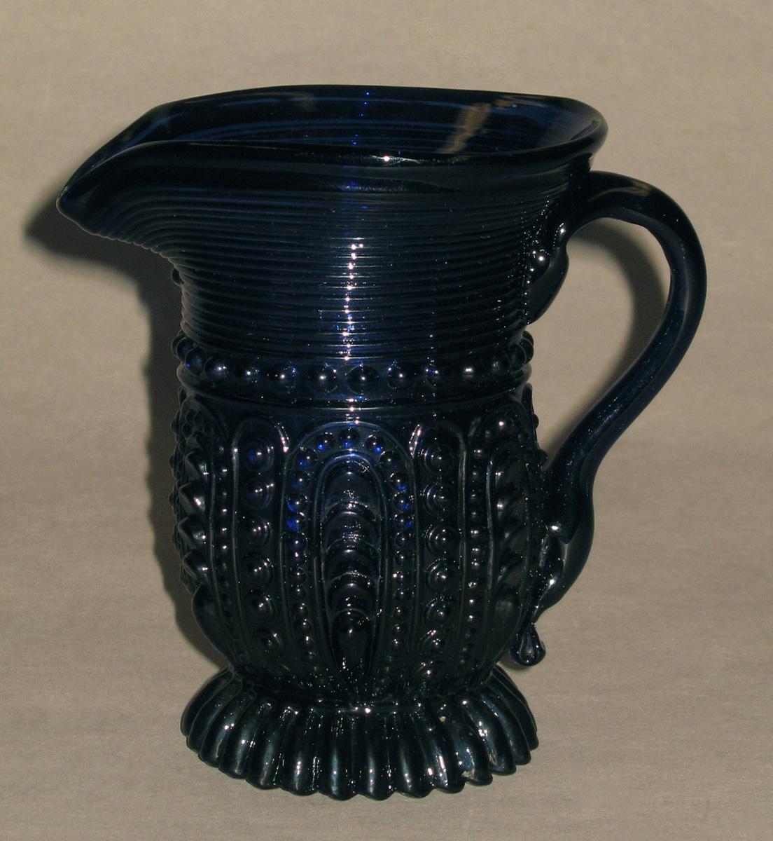 1972.0116 Glass jug