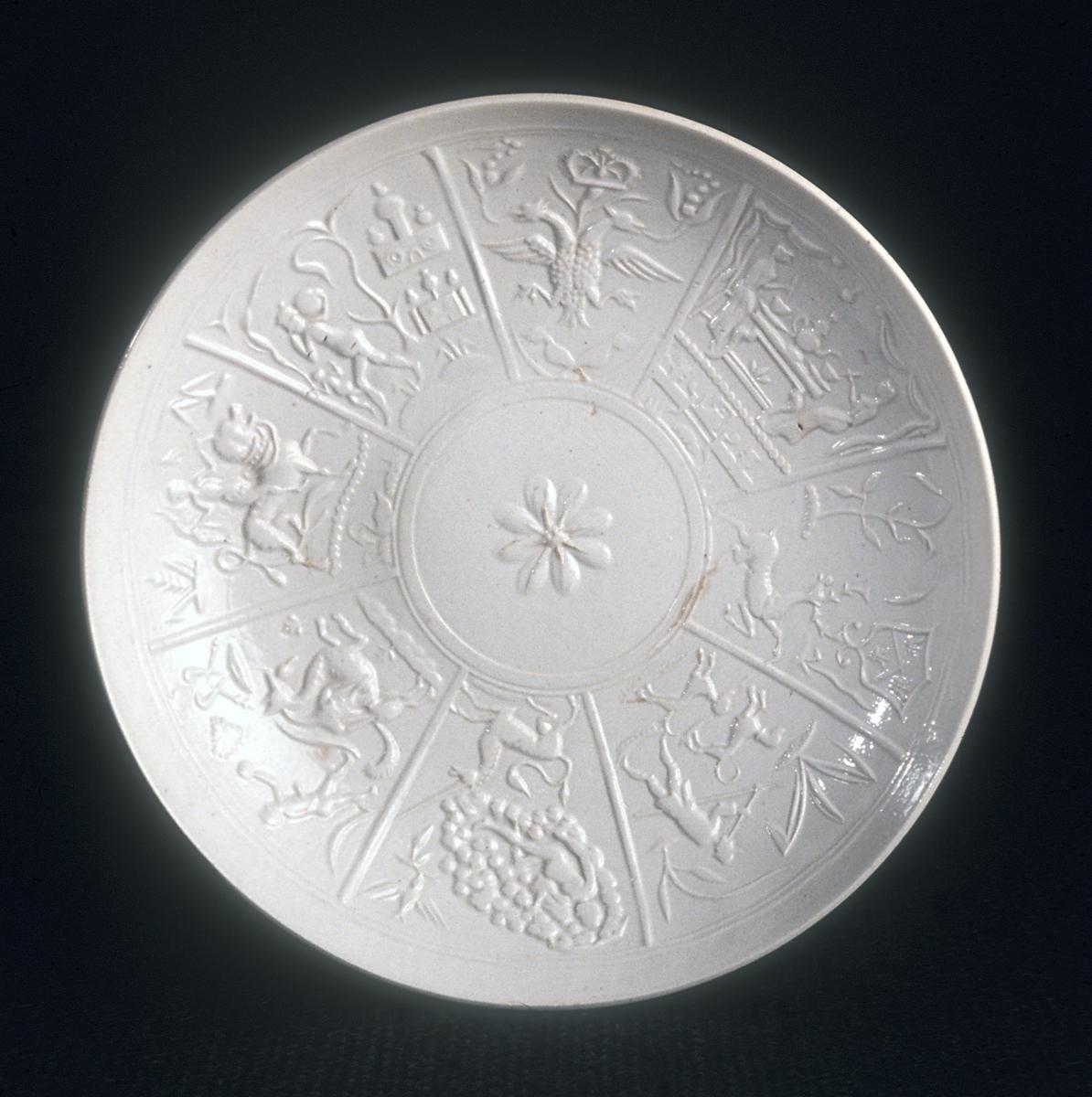 1972.0120 Saucer