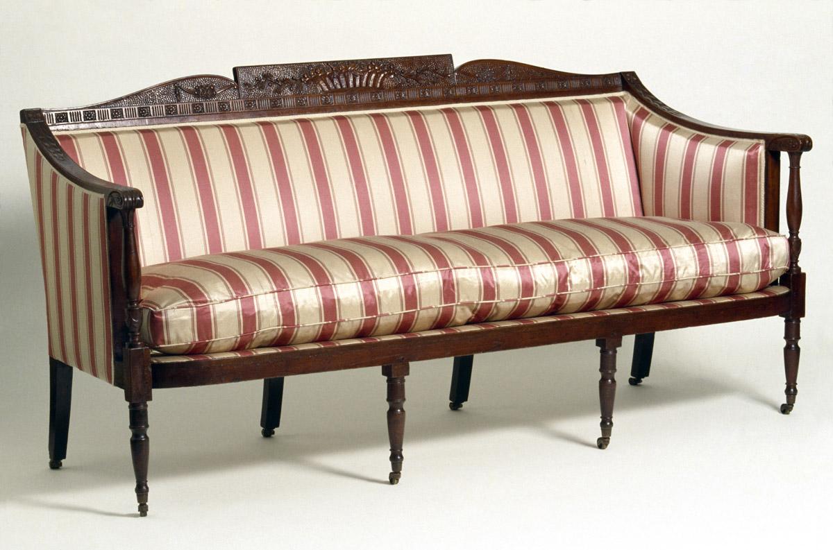 1957.0863 Sofa, Square Sofa