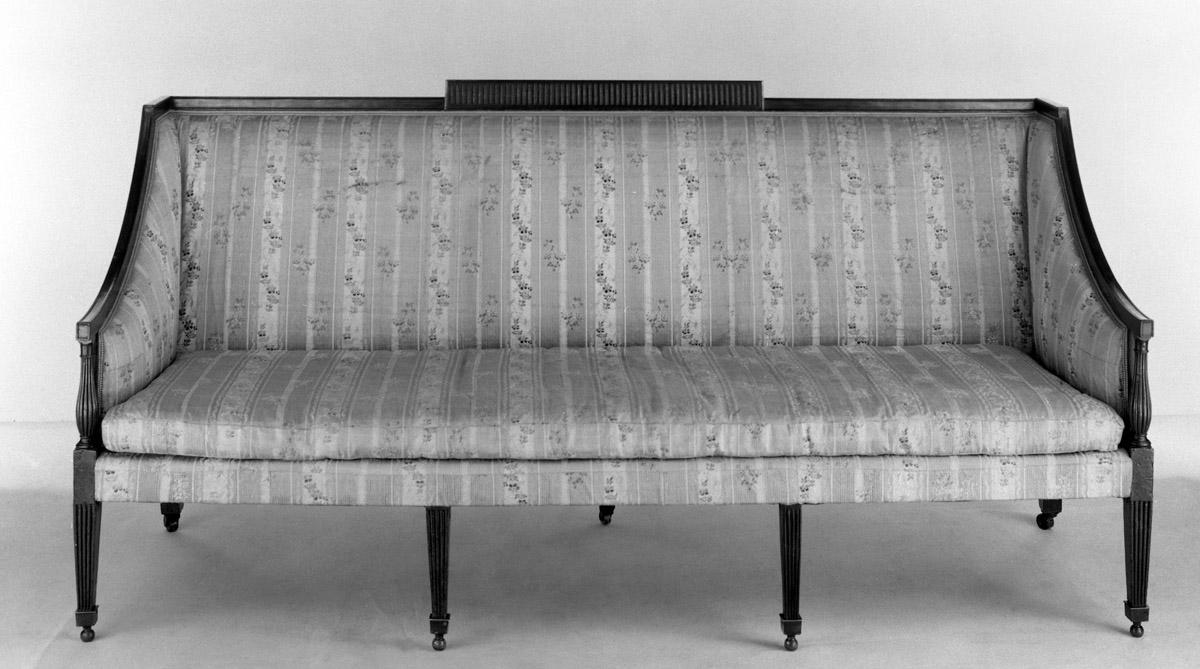 1957.0864 Sofa, Square sofa