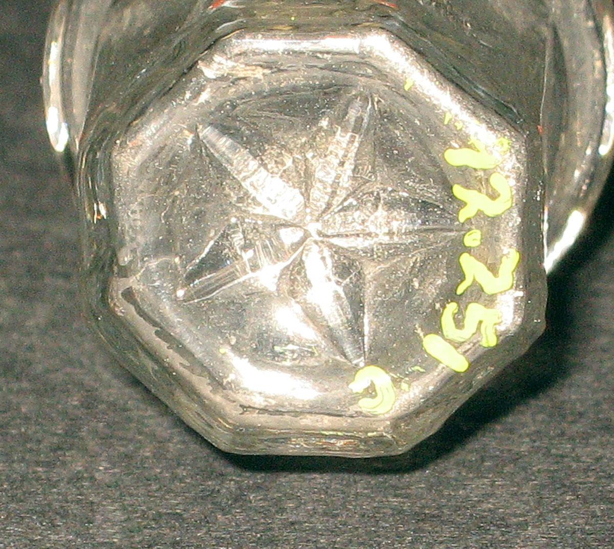 1972.0251 C Glass castor (underside)