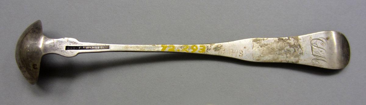 1972.0293 Mustard ladle underside