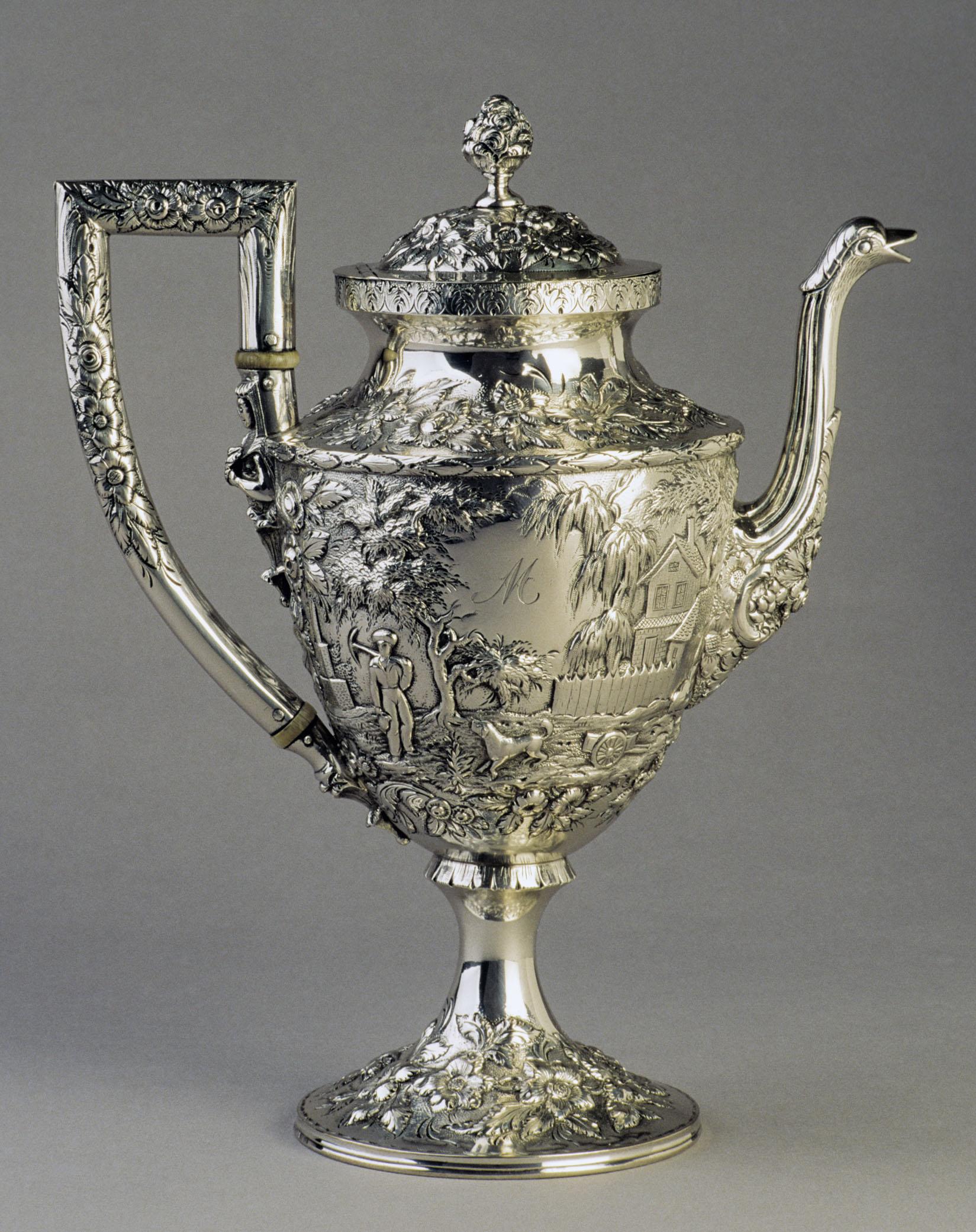 1972.0297.002 Teapot, view 1
