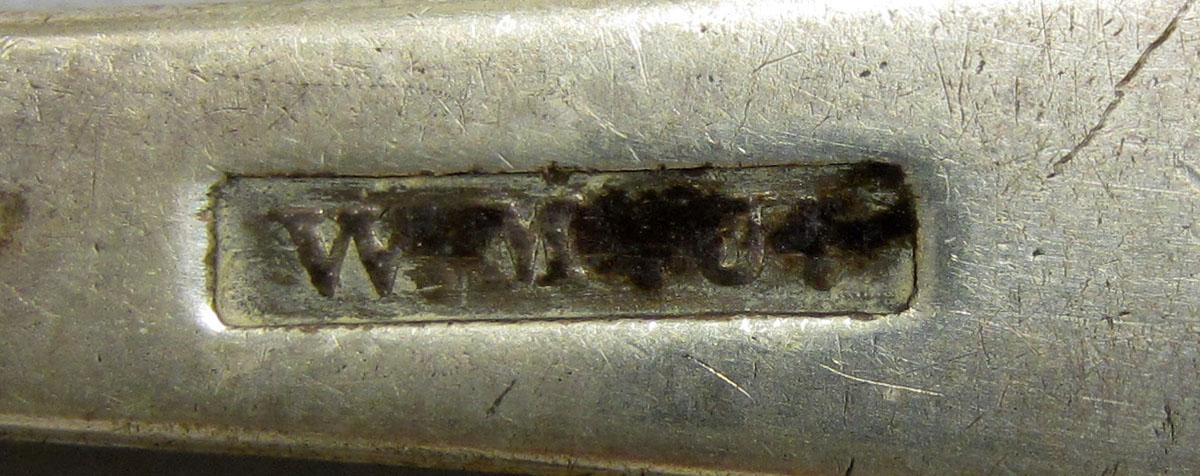 1972.0303 Tablespoon mark