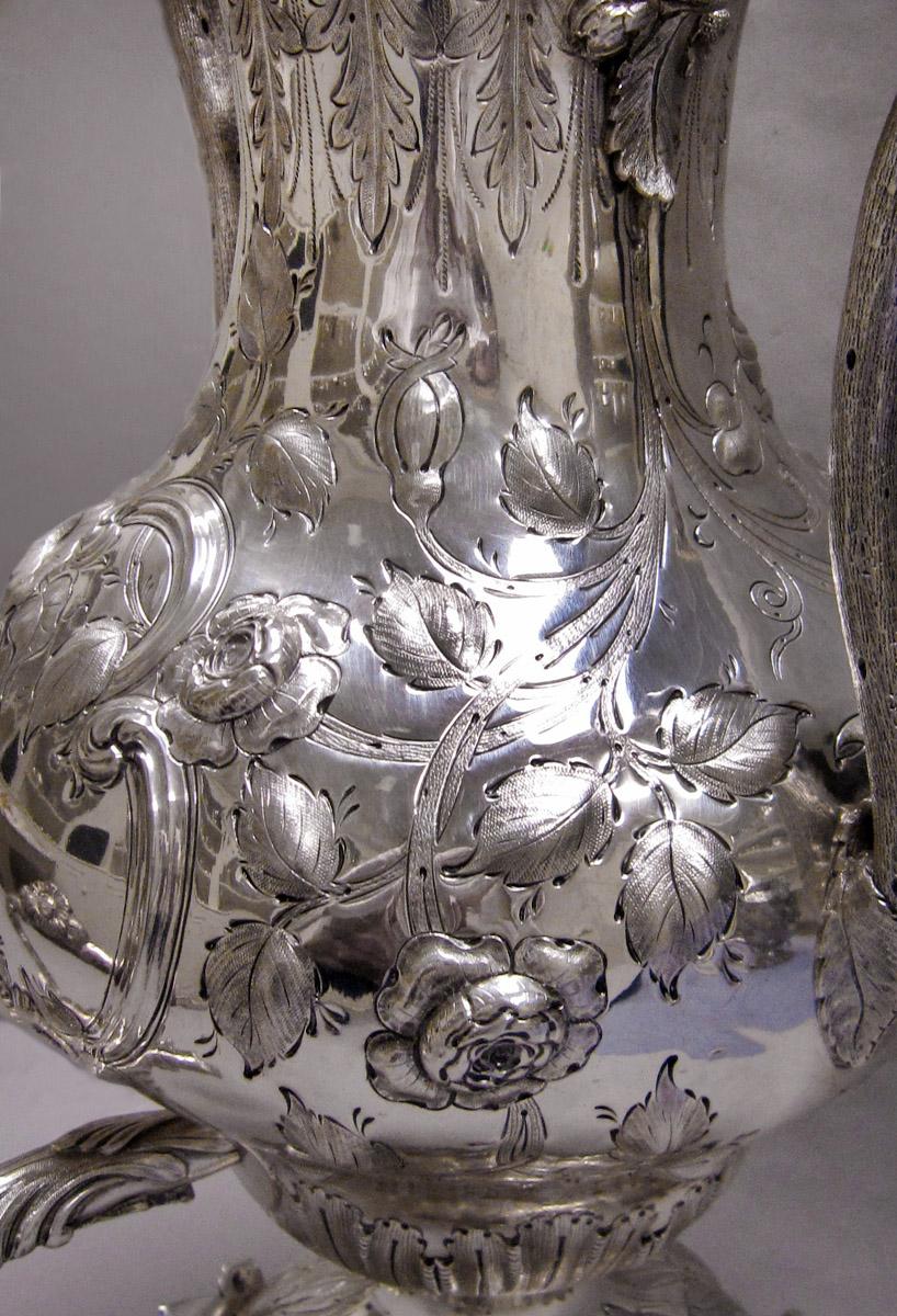 1972.0306.001 Urn, detail 3