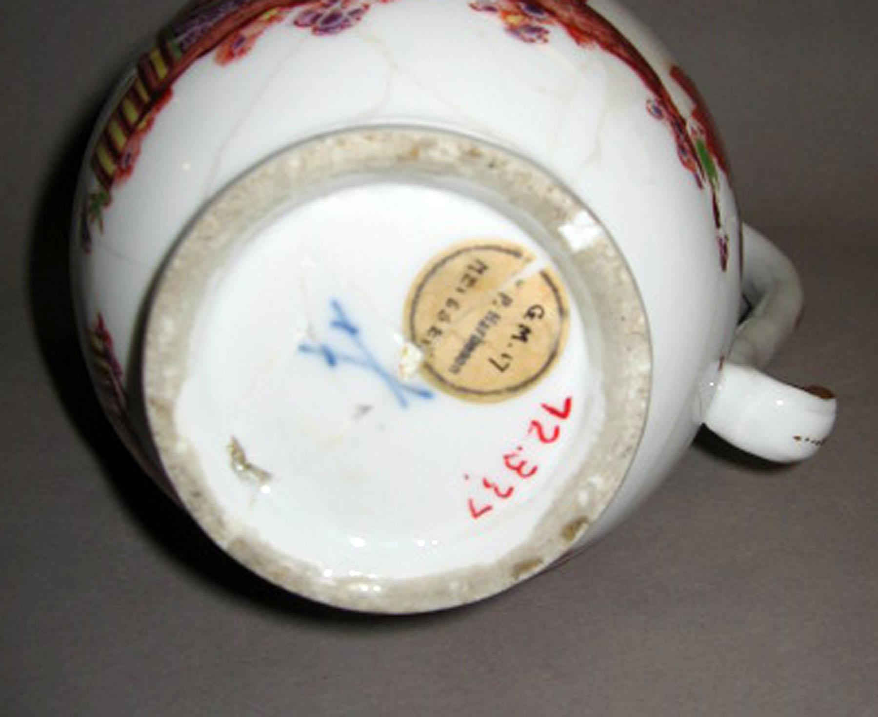 1972.0337 Cream jug (mark)
