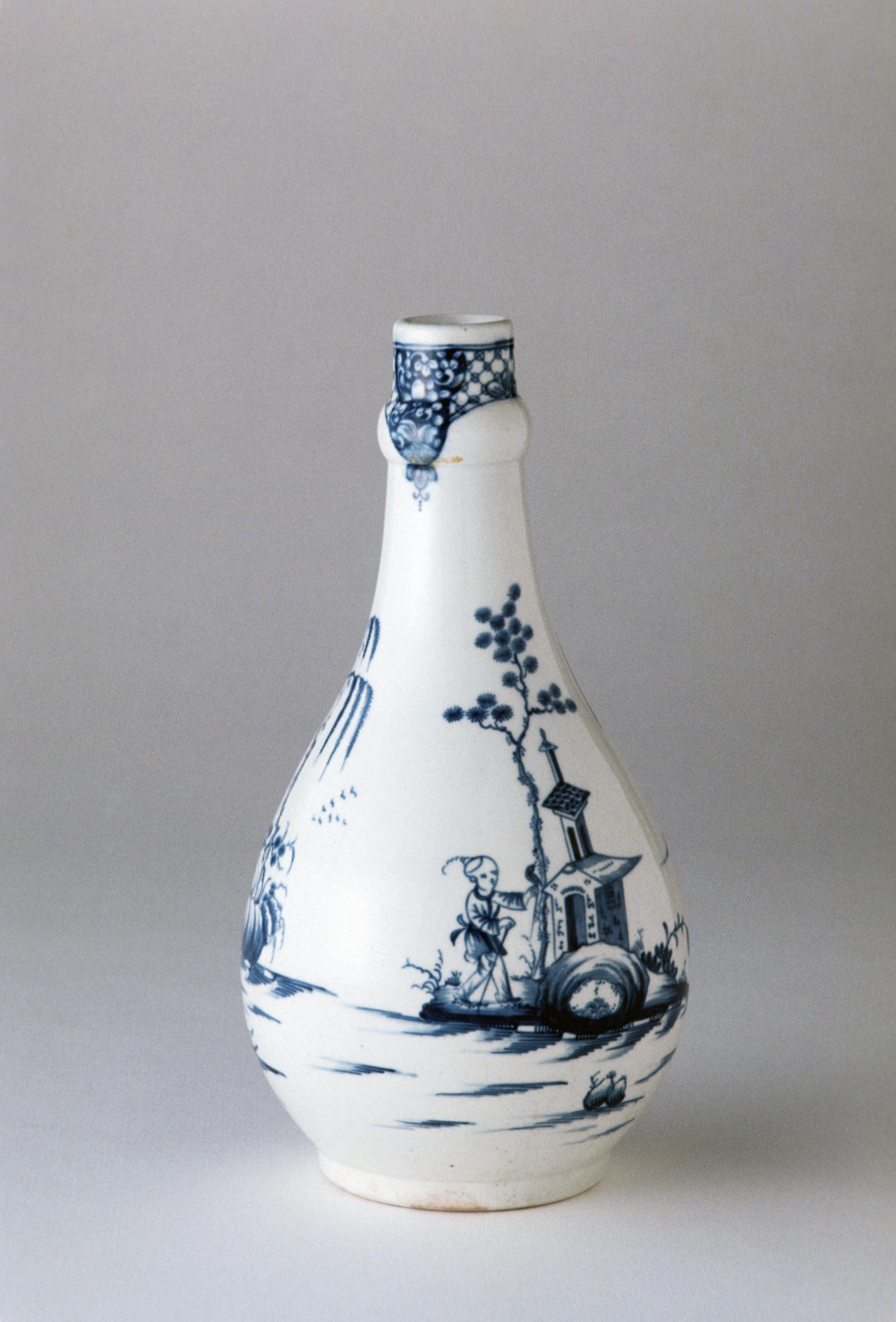 1972.0356 Bottle (View 1)
