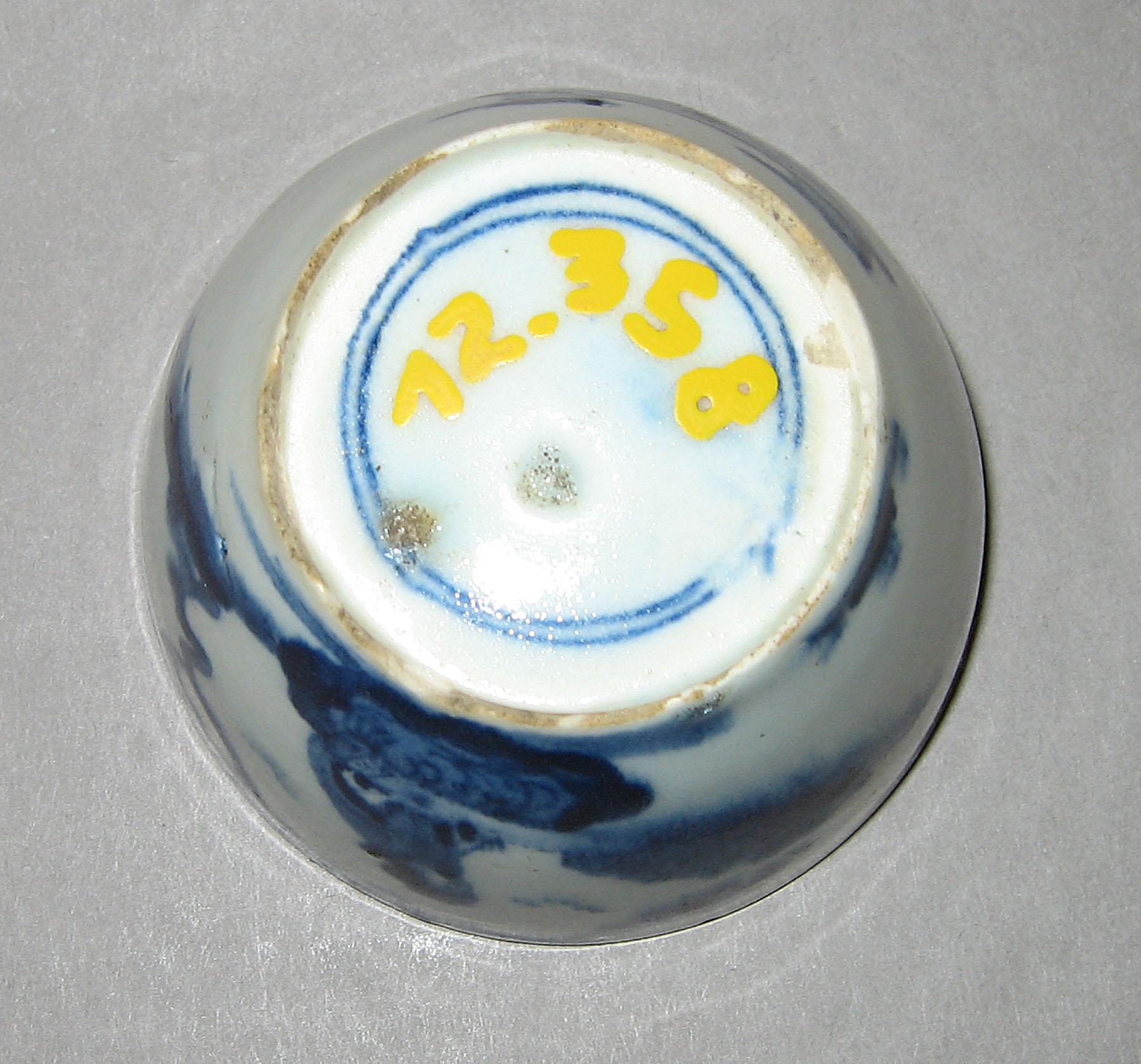 1972.0358 Teabowl (underside)