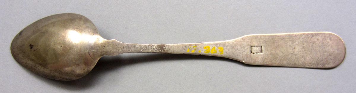 1972.0363 Teaspoon underside