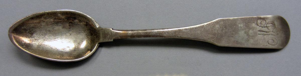 1972.0364 Teaspoon upper surface