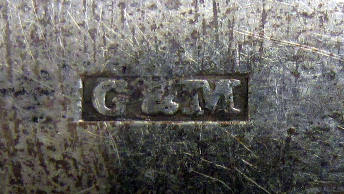 1972.0365 Teaspoon mark