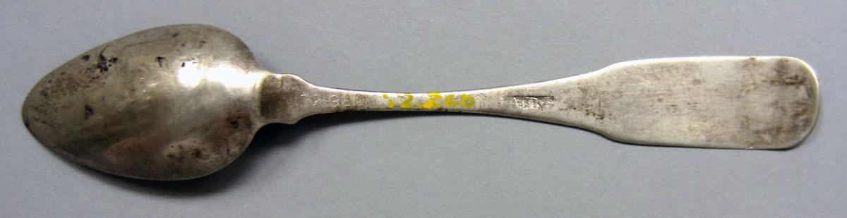 1972.0366 Teaspoon underside