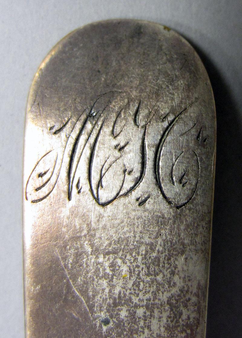 1972.0368 Teaspoon engraving