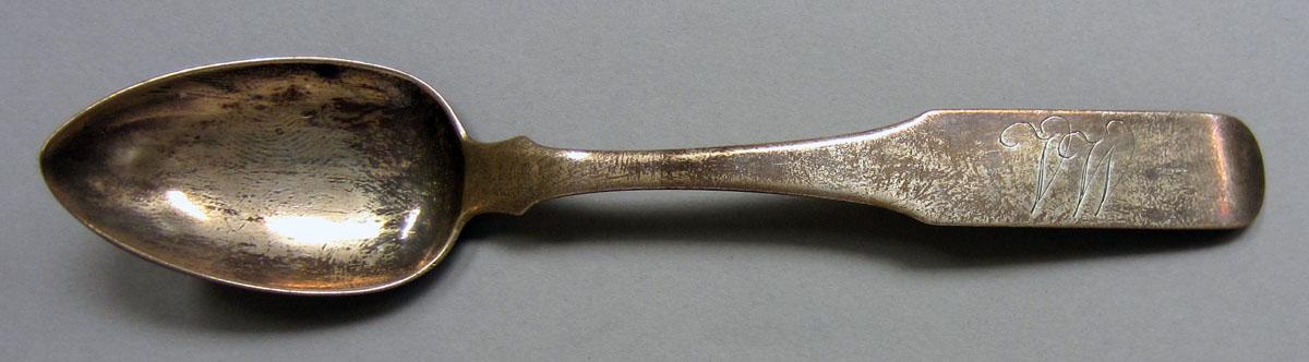 1972.0369 Teaspoon upper surface