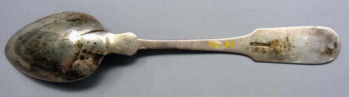 1972.0376 Tablespoon underside