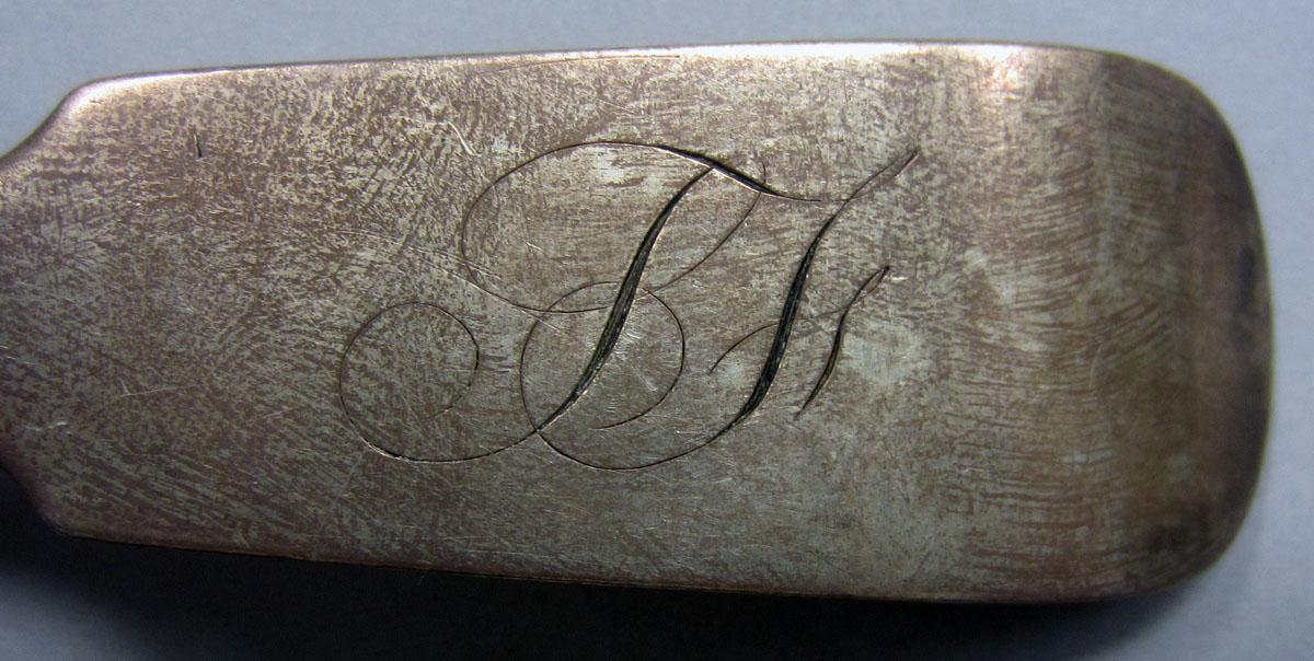 1972.0379 Tablespoon engraving