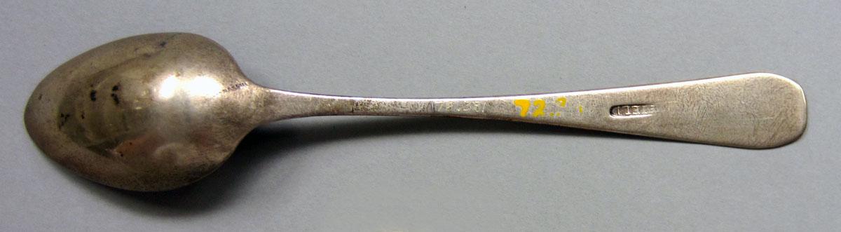 1972.0381 Teaspoon underside