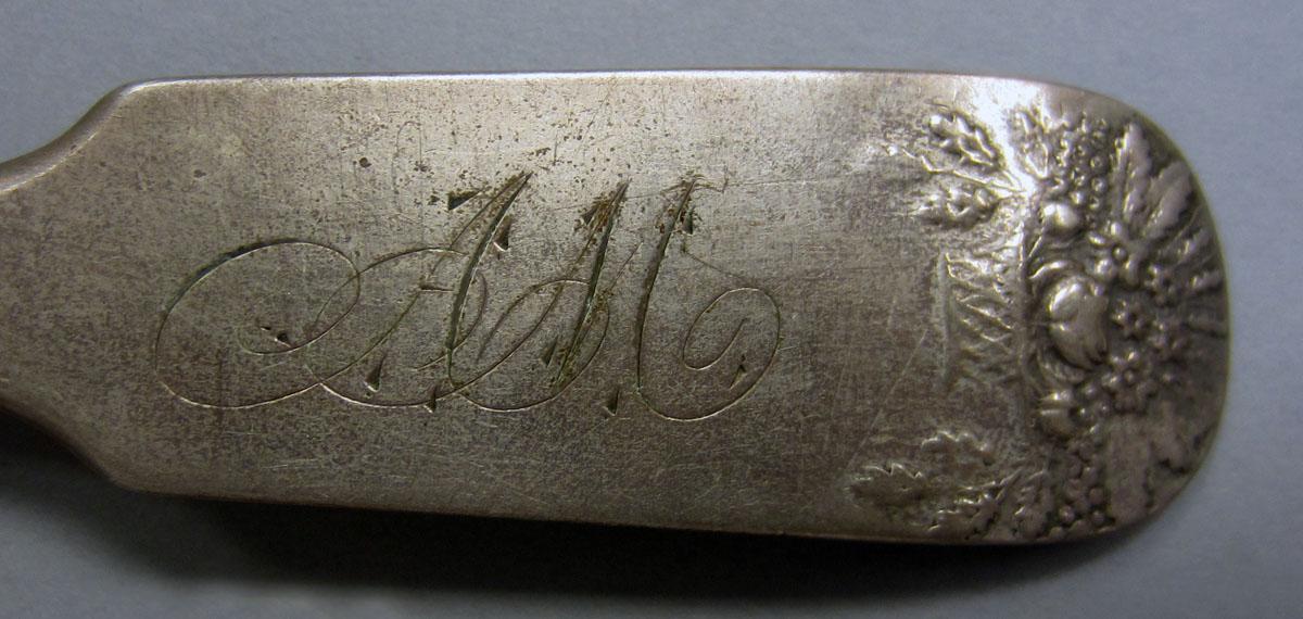 1972.0383 Teaspoon engraving