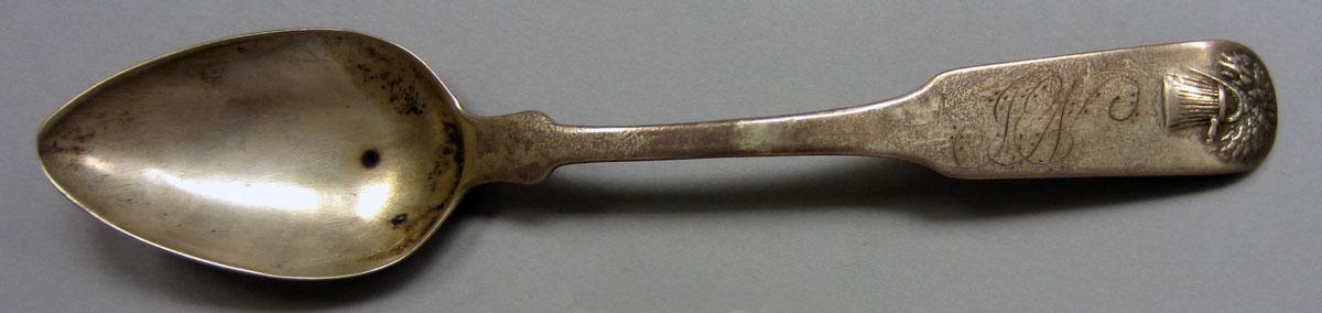 1972.0396 Teaspoon upper surface