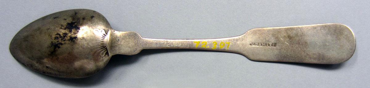 1972.0397 Teaspoon underside