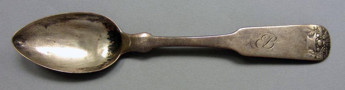 1972.0398 Teaspoon upper surface