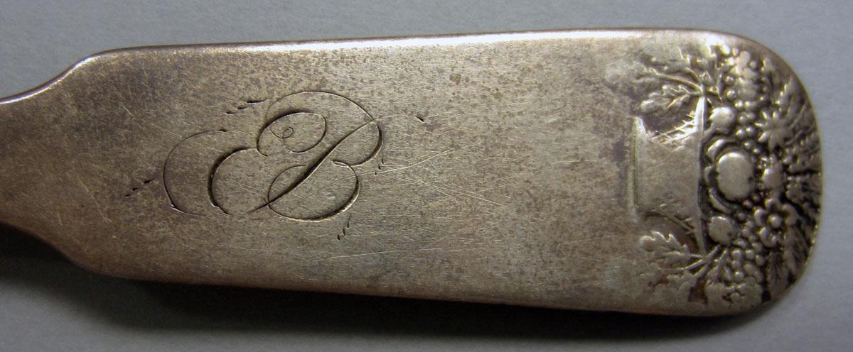 1972.0398 Teaspoon engraving