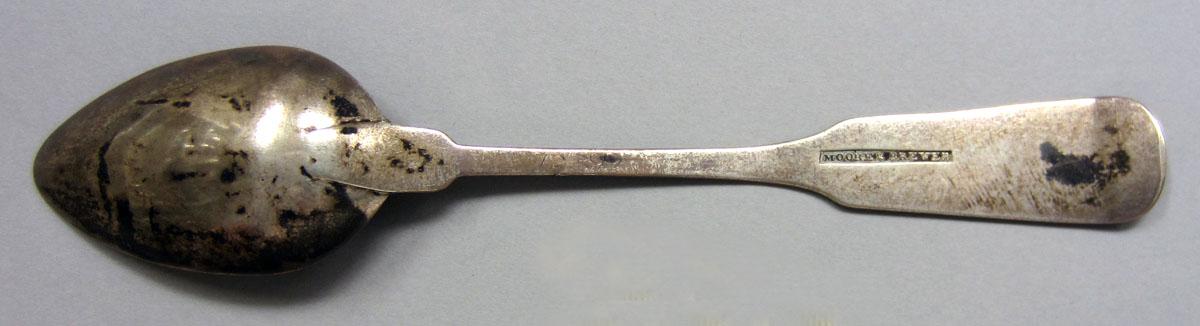 1972.0399 Teaspoon underside
