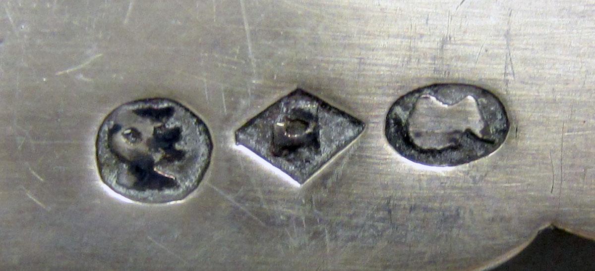 1972.0425.002 Butter knife mark