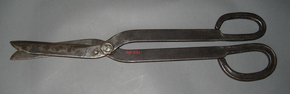 1972.0431 Tool (for metals)