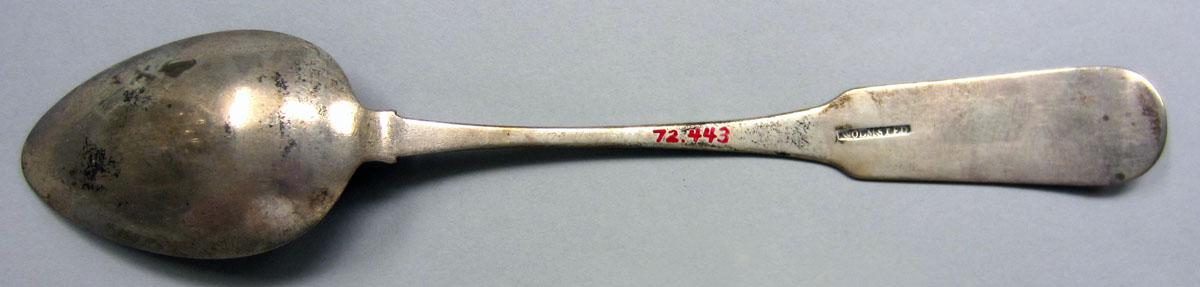 1972.0443 Tablespoon underside