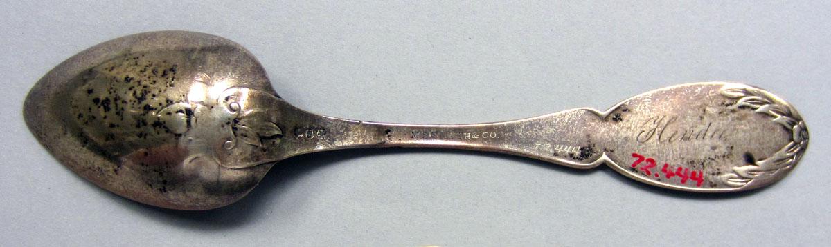 1972.0444 Teaspoon underside