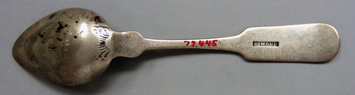 1972.0445 Teaspoon underside