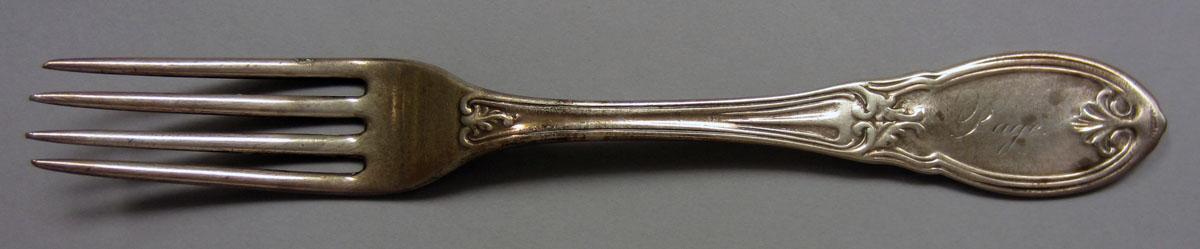 1972.0447 Fork upper surface
