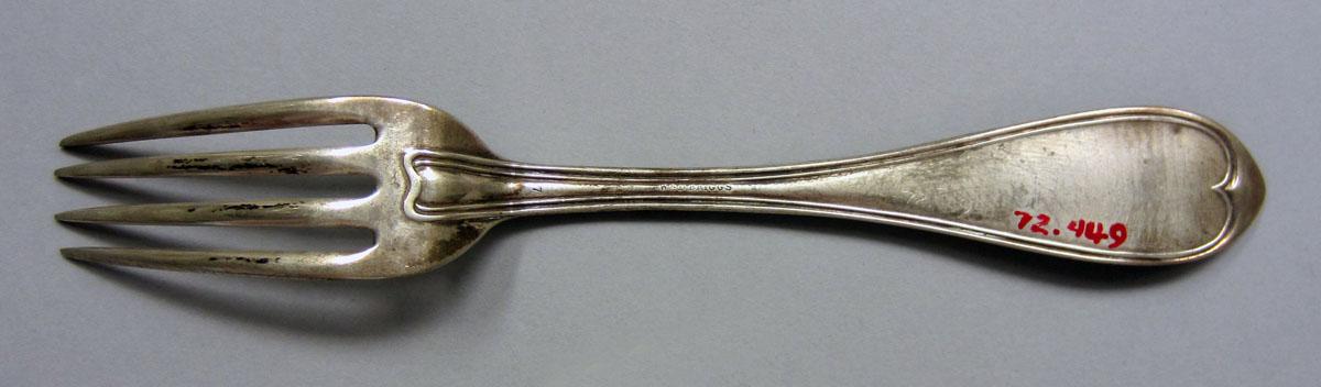 1972.0449 Fork underside