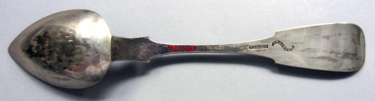 1972.0451 Tablespoon underside