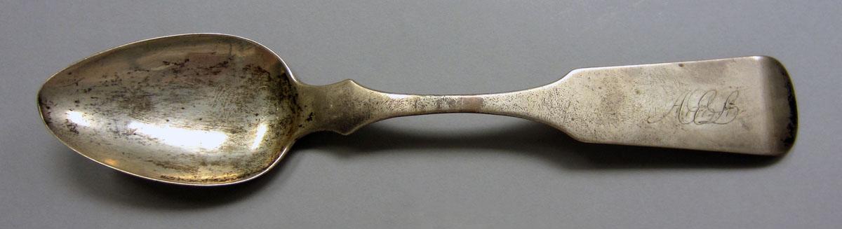 1972.0454 Tablespoon upper surface