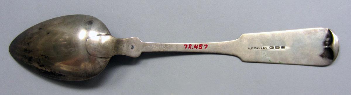 1972.0457 Tablespoon underside