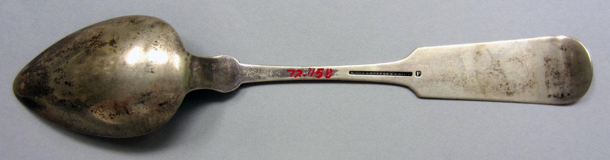 1972.0458 Tablespoon underside