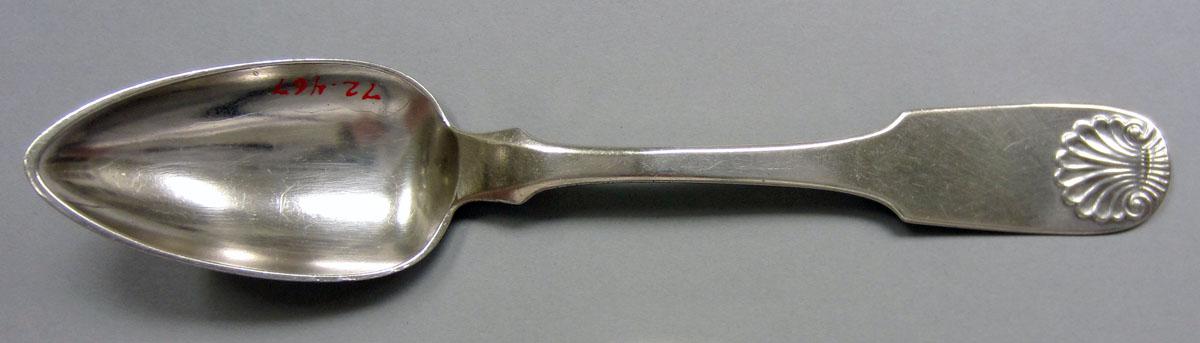 1972.0467 Dessert spoon upper surface