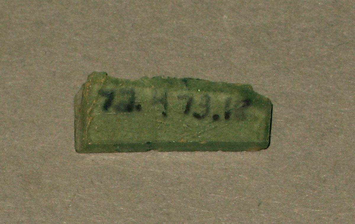 1972.0473.018 Glass fragment