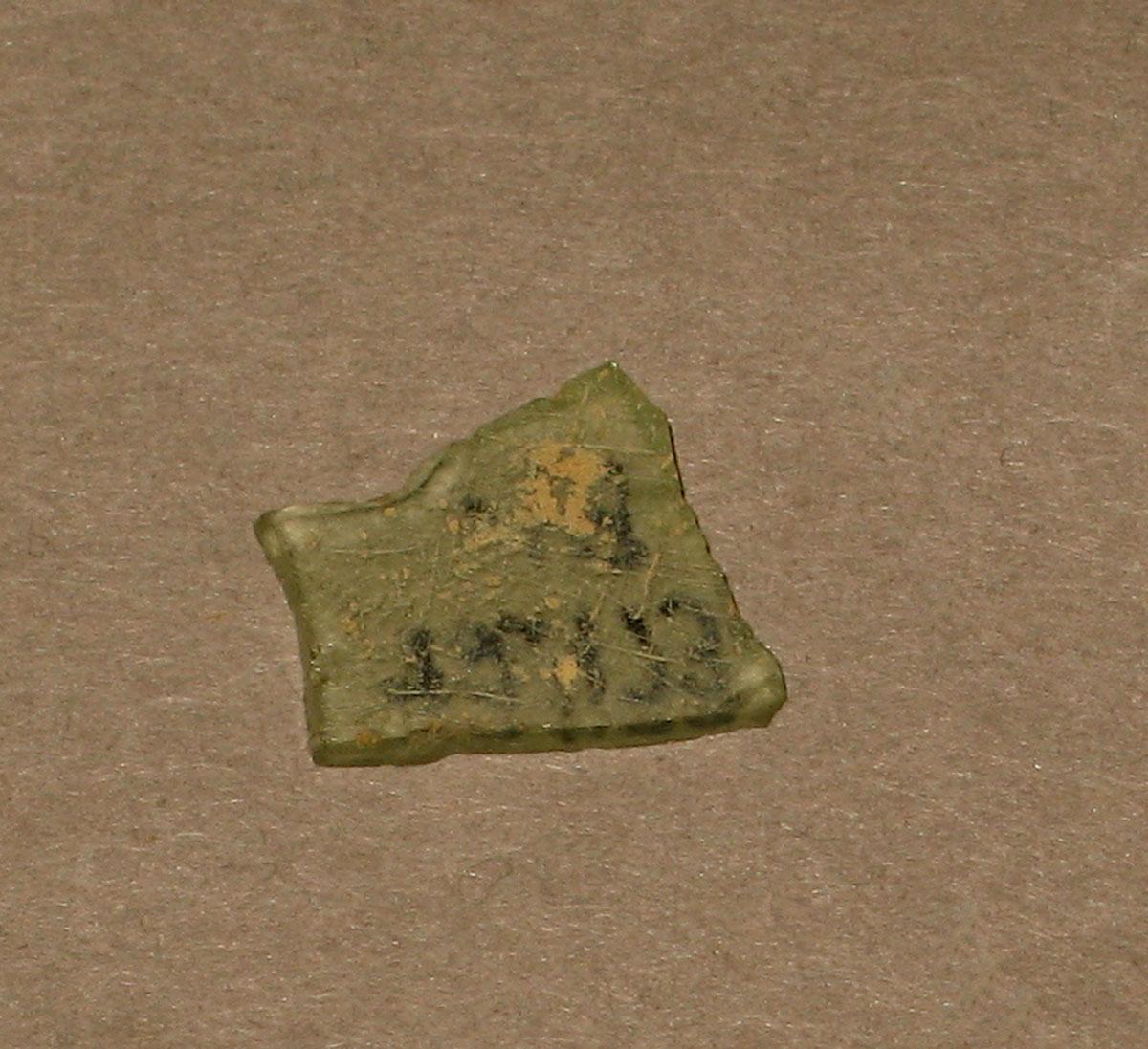 1972.0473.019 Glass fragment