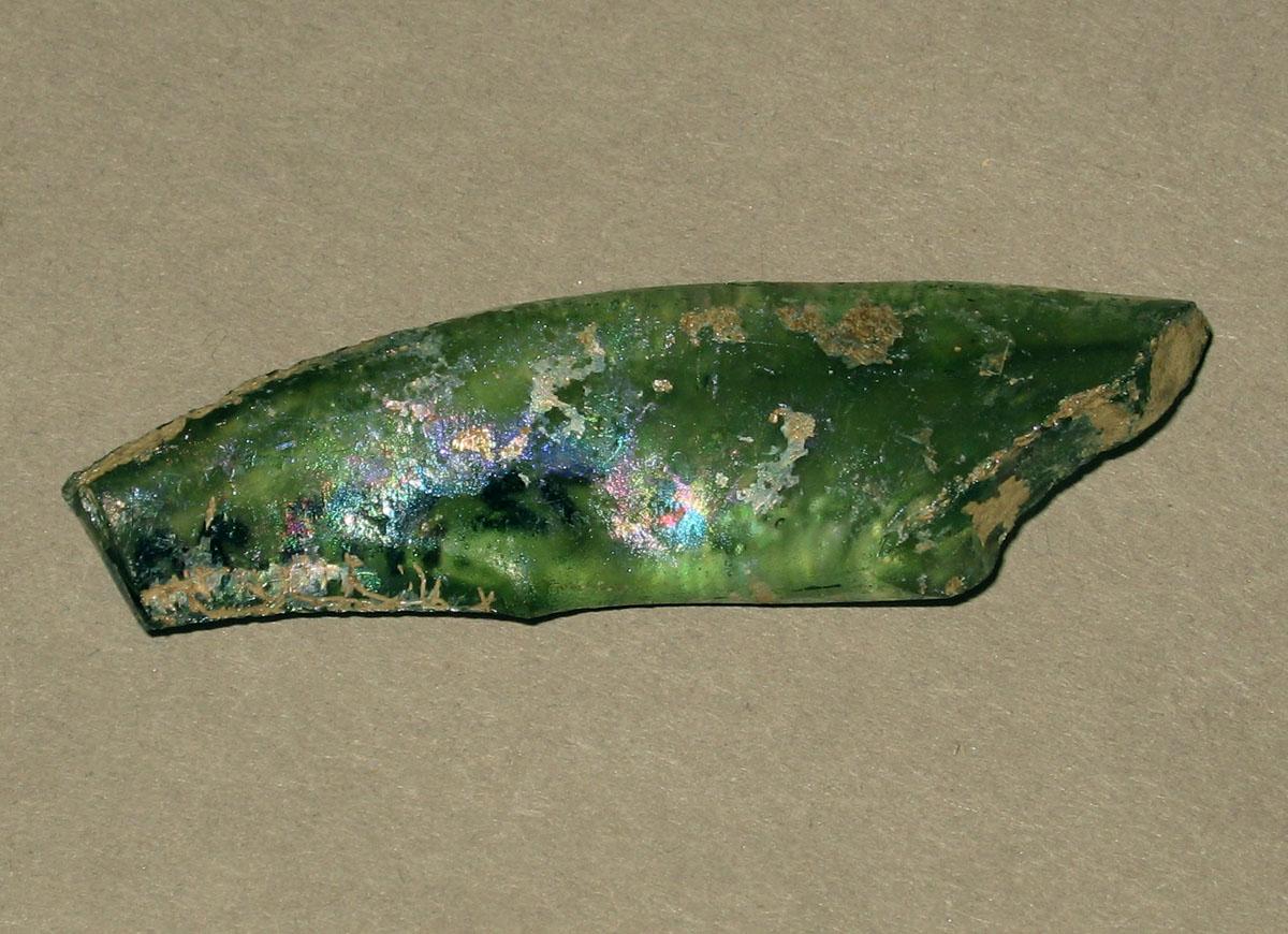 1972.0473.020 Glass fragment